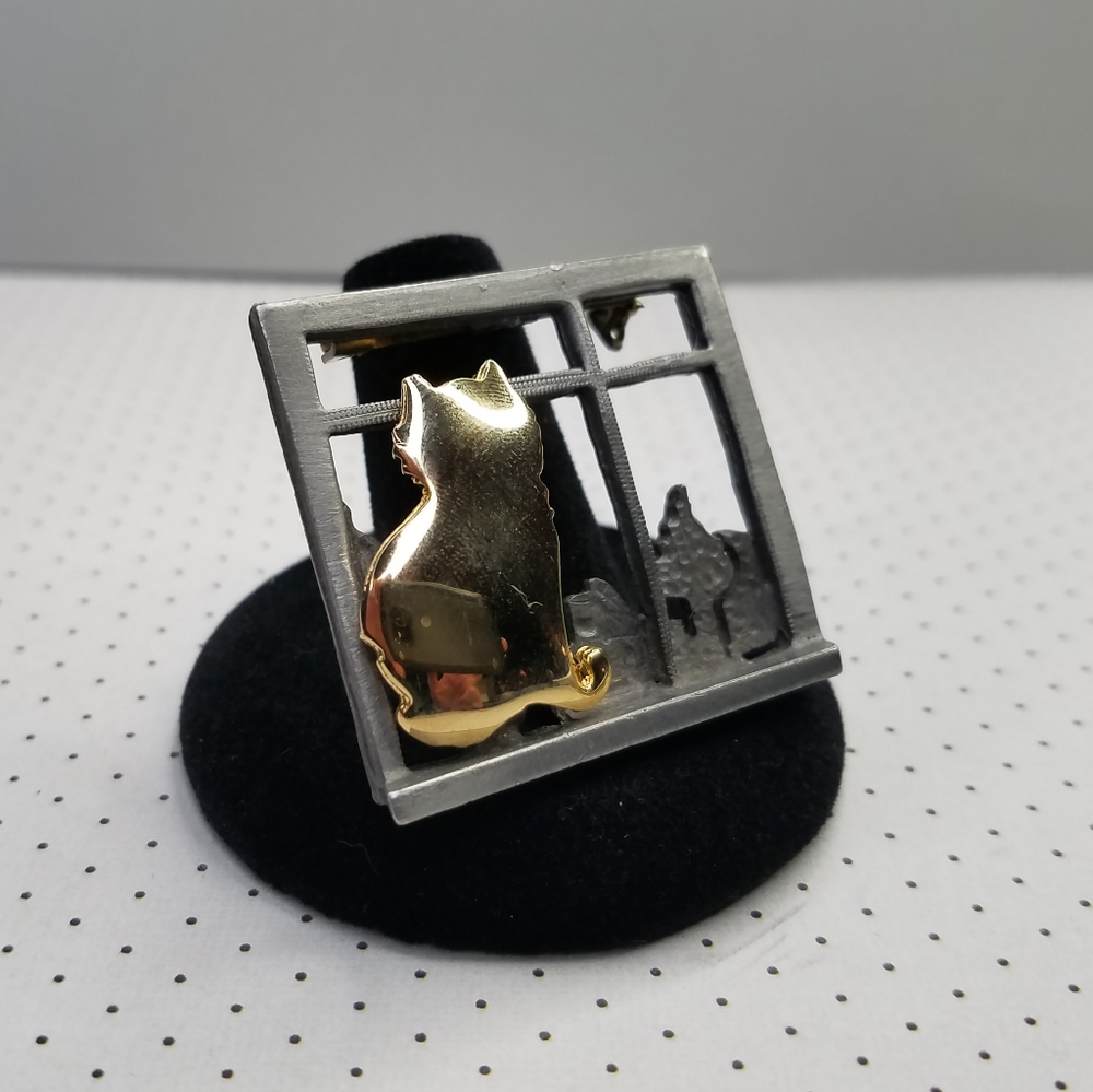 "Ultra" Cat in a Window Pewter Brooch